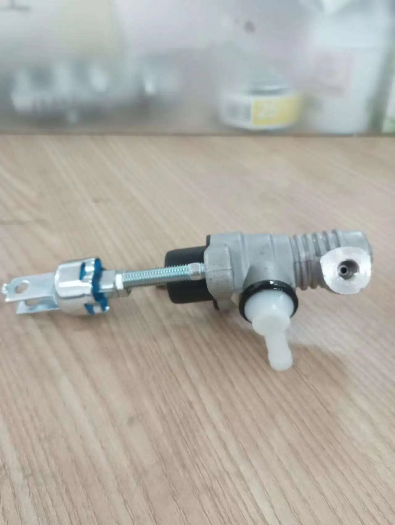 GZTY High Quality Clutch Cylinder Auto Parts Clutch Master Cylinder 31420-0K030 for TOYOTA - Image 3