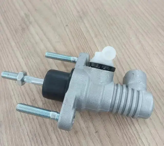 GZTY High Quality Clutch Cylinder Auto Parts Clutch Master Cylinder 31420-0K030 for TOYOTA - Image 7