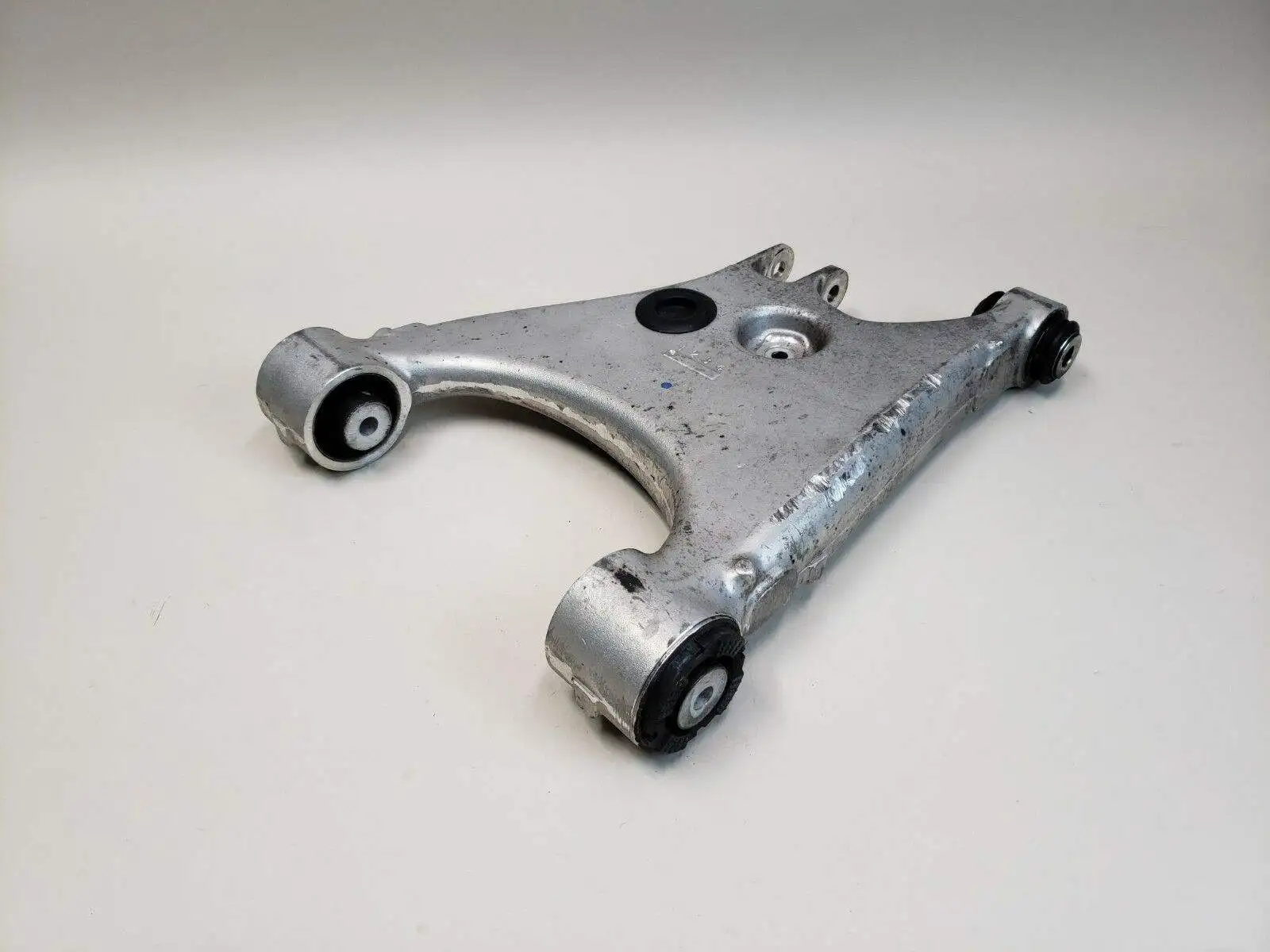 GZTY High Quality New Rear Control Arm Suspension Arm for Tesla Model S/X OE 1027451-00-F 6006774-00-B for Tesla Model 3 - Image 5