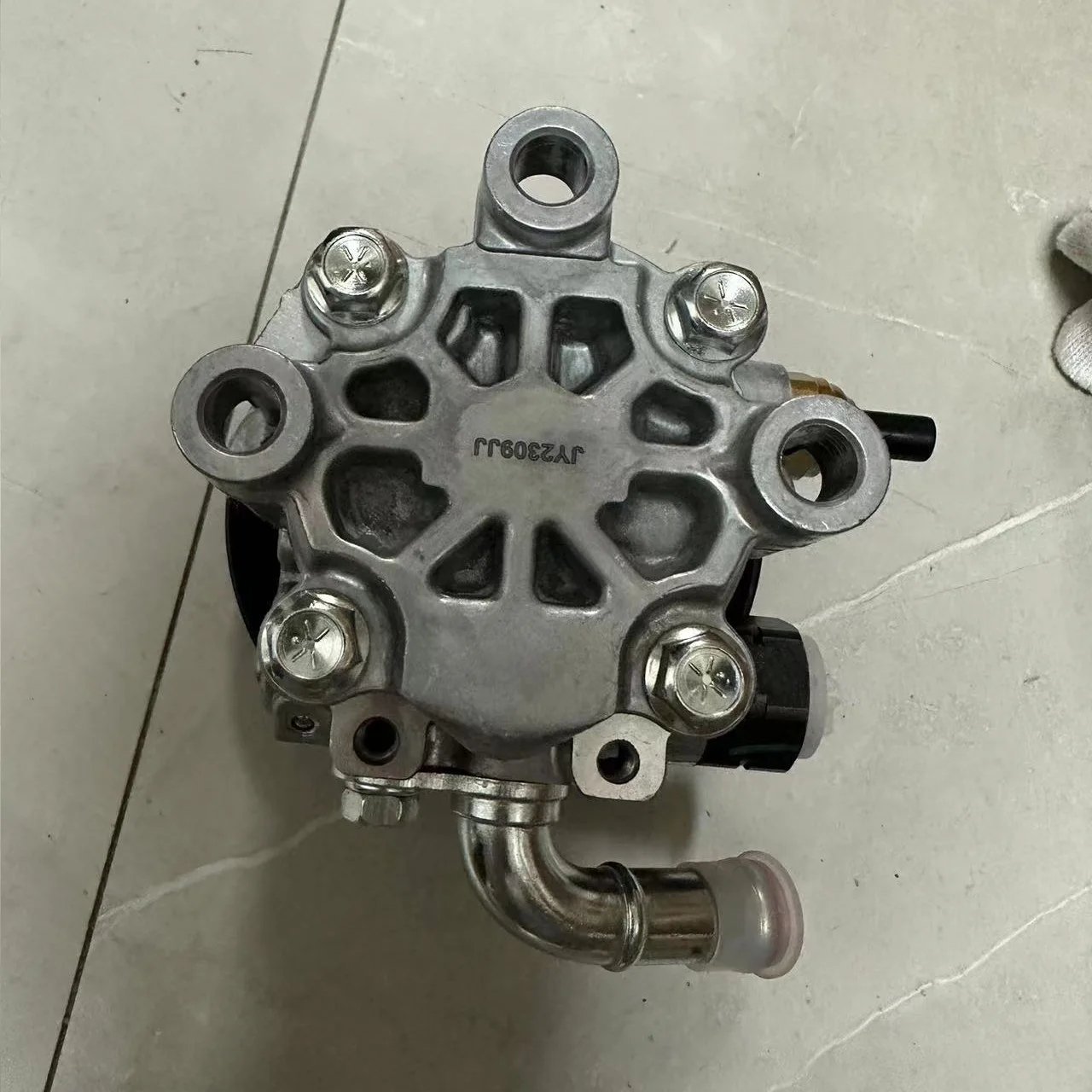 GZTY Favorable Price قطع غيار السيارات Excellent Quality مضخة دركسون لـ Toyota 44320-60360 - الصورة 3